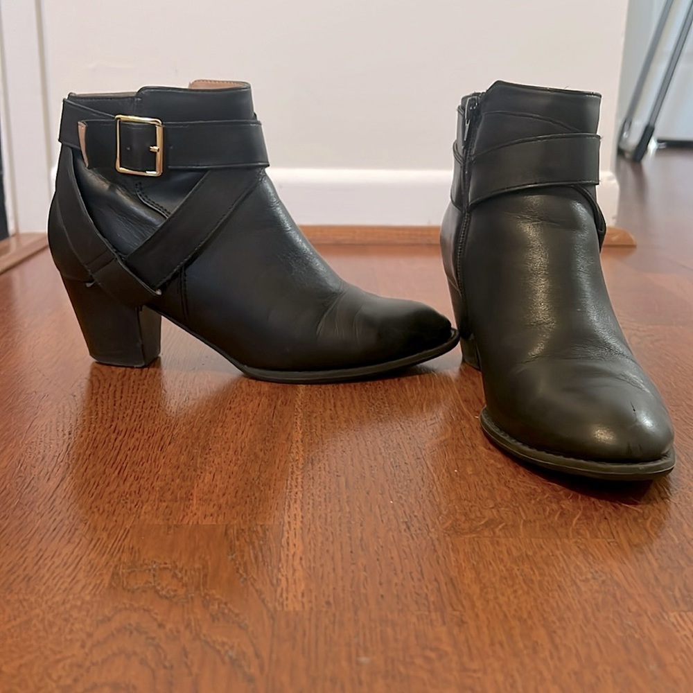 Vionic Black Ankle Boots